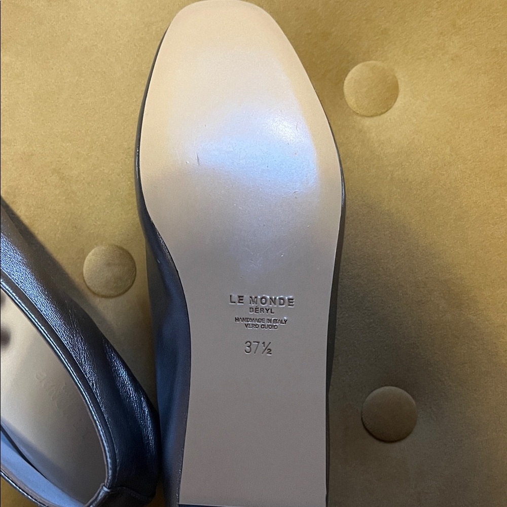 Le Monde Beryl Silver Luna Flats - Picture 3 of 4